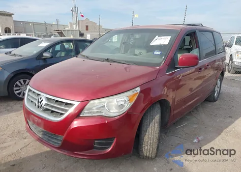 2011 Volkswagen Routan Se z USA, uszkodzony, nr VIN 2V4RW3DG2BR717125
